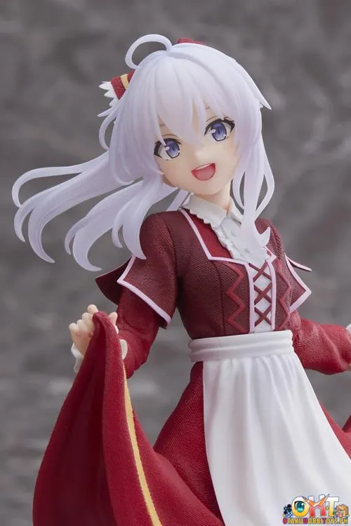 Taito Wandering Witch: The Journey of Elaina Coreful Figure Elaina Grape-Stomping Girl Ver.